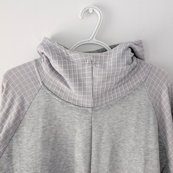 Reebok Women's TS Q4 Hoodie Sweatshirt In Size Large - Picture 8 of 12